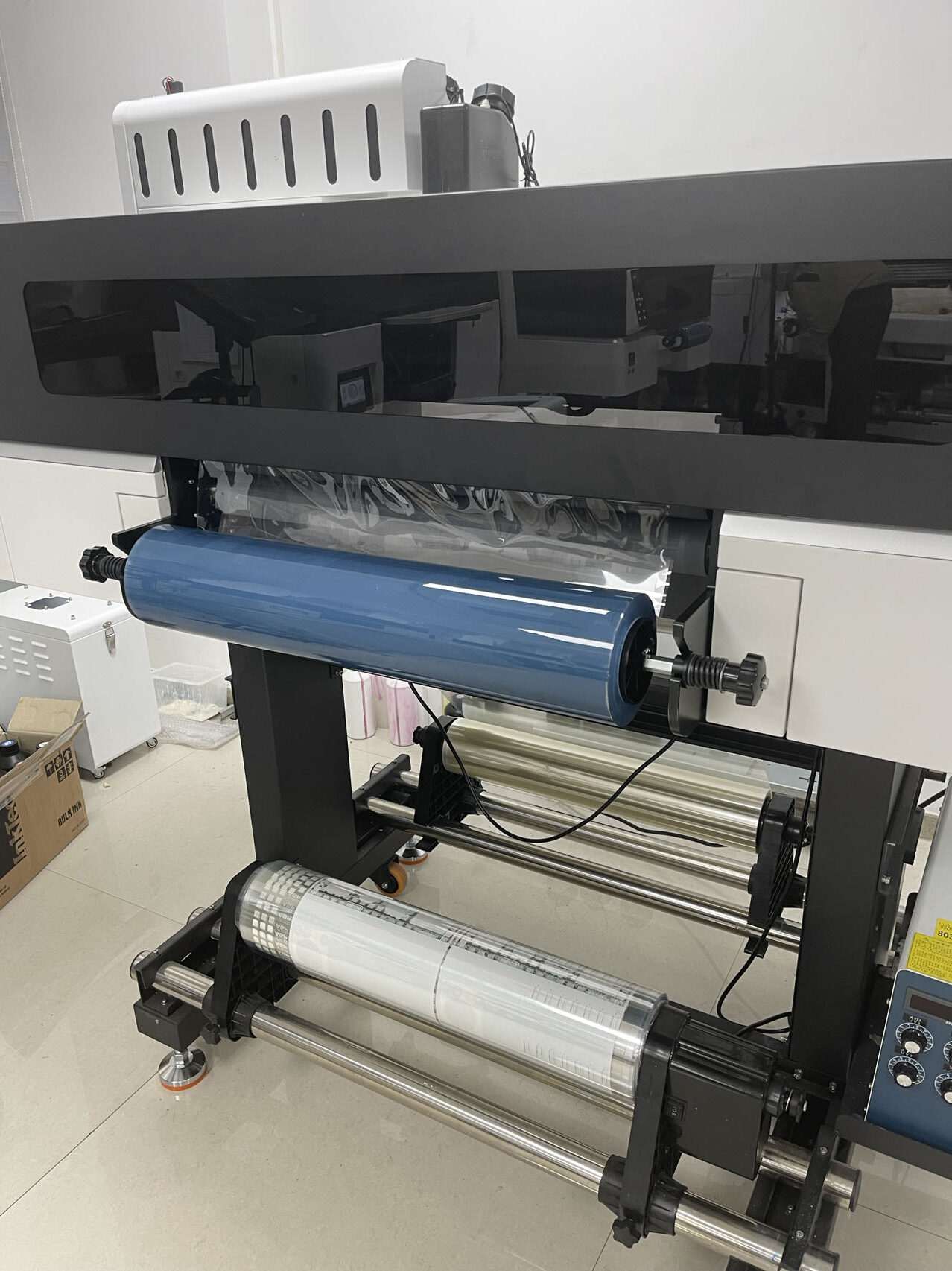 AGP Digital Printing and Laminating 24 inch 2 In 1 UV DTF Printer Roll to Roll for sale