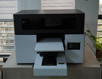 Three-in-one flatbed printer (UV3040) to meet your various needs