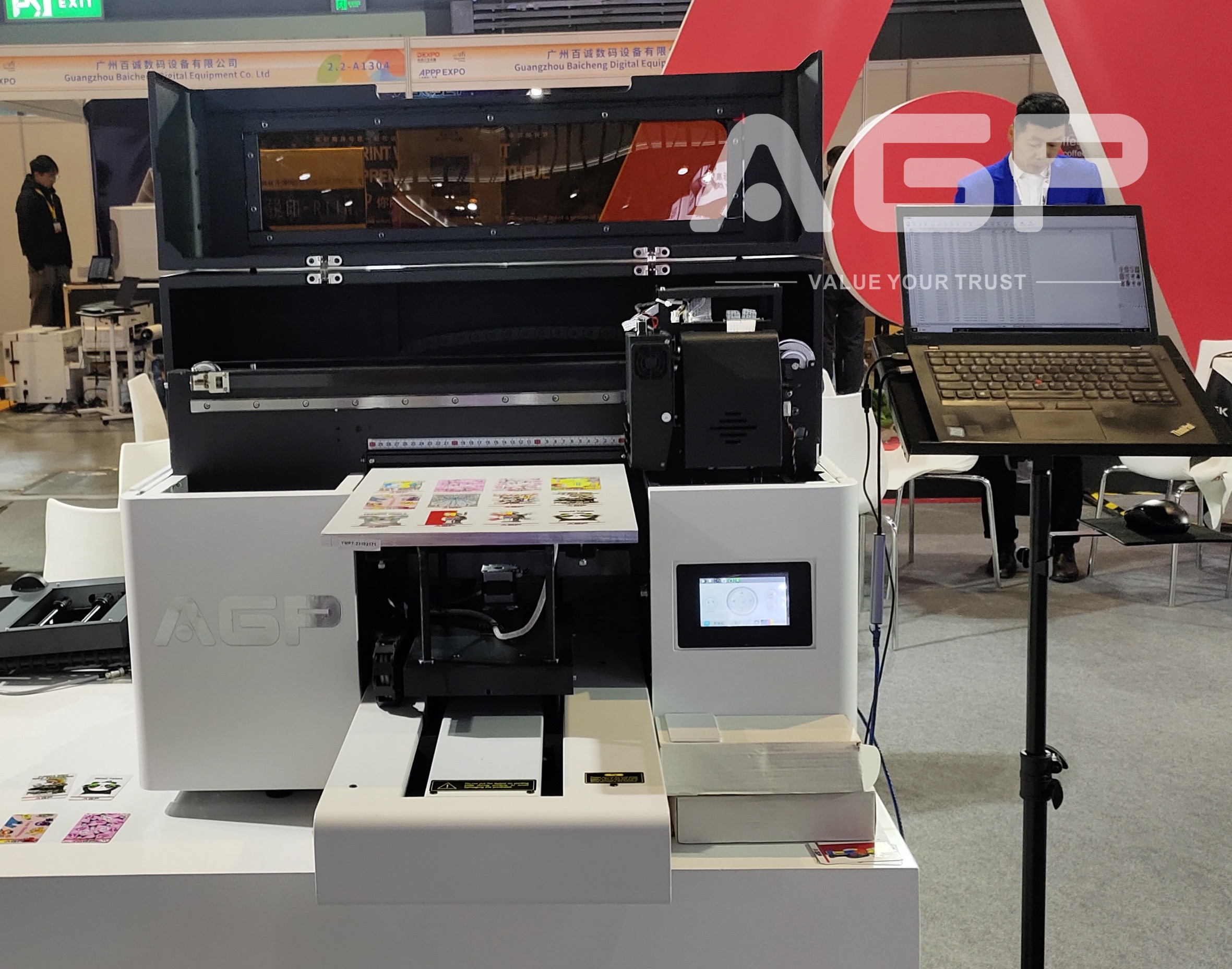 Explore the AGP 3040 UV Printer: Ideal for Toy Packaging, Wine Bottles, Thermos Cups, and More!