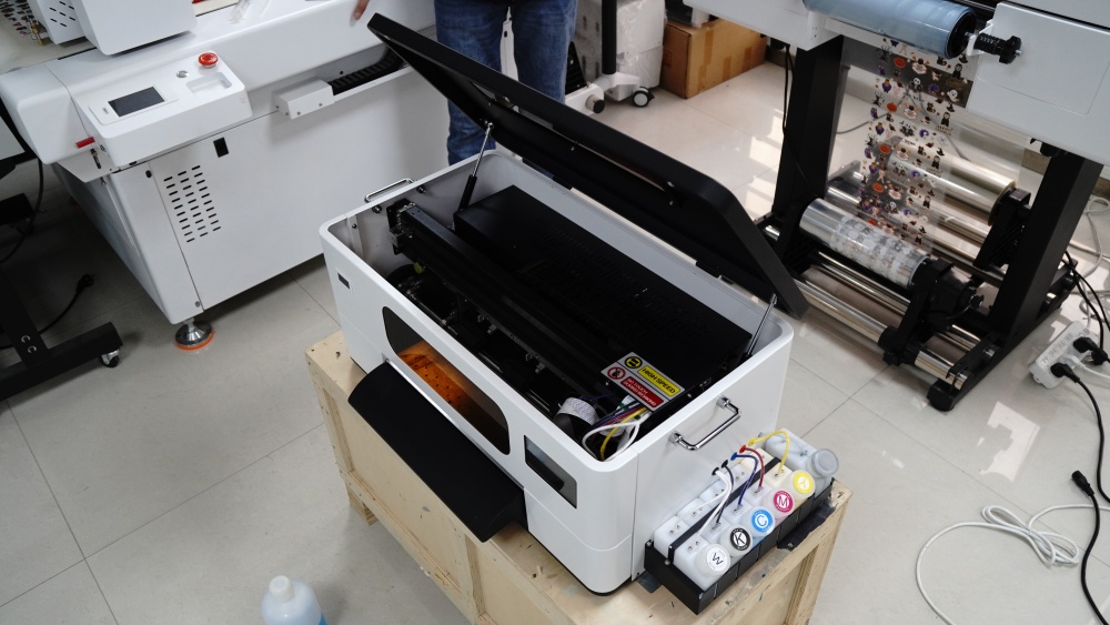 Low-cost DTF-E30 printer High-speed custom transfer machine Suitable for printing on various materials